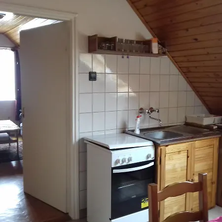 Leander Haz 21 Keszthely